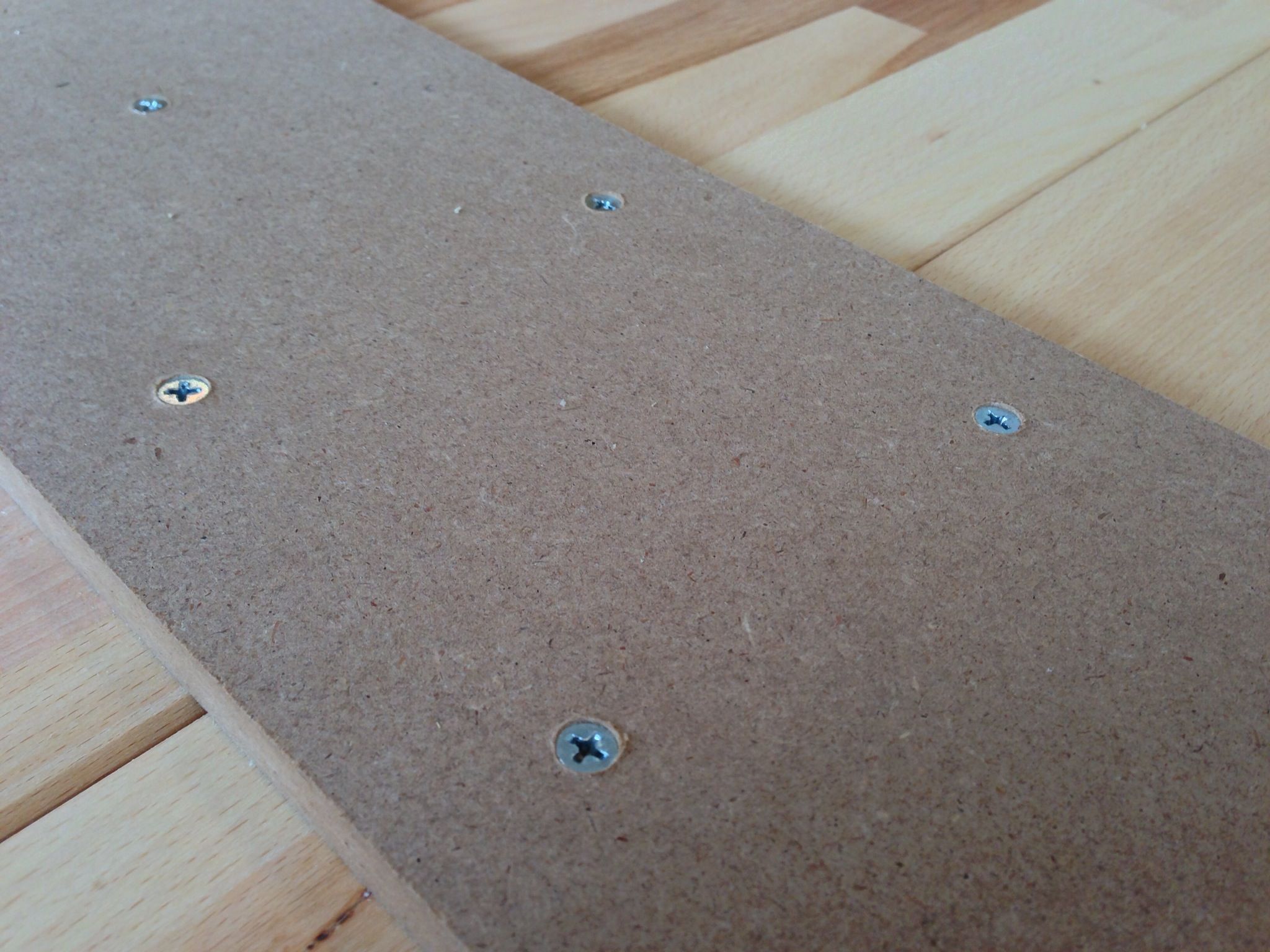 Driven screws detail